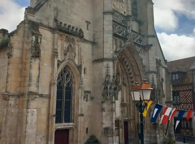 Le Leon Apartman Honfleur