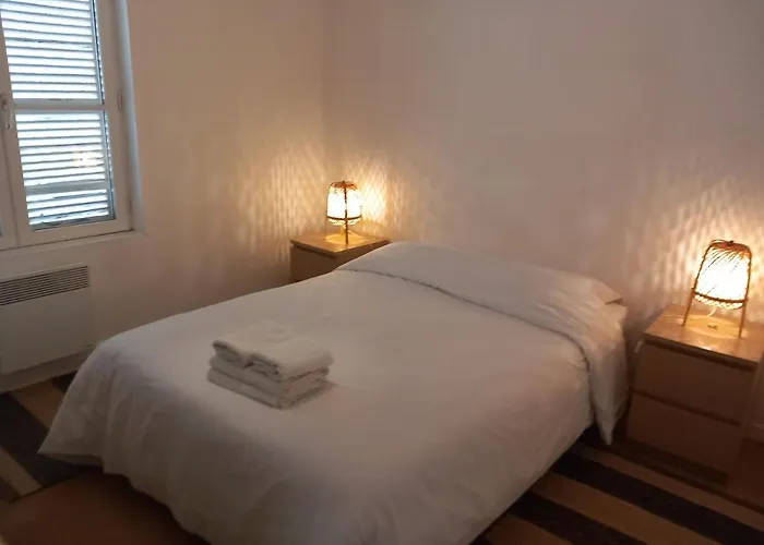 Le Leon Apartman Honfleur